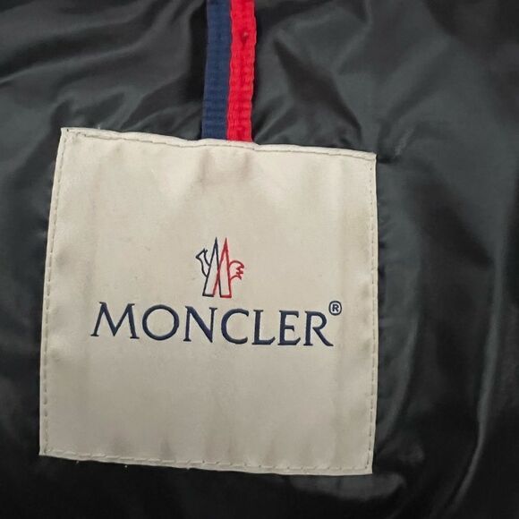 Moncler gers down winter puffer jacket with hood - Picture 5 of 16